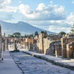 Naples Unveiled: Your Ultimate Travel Guide to the City&rsquo;s Art, Cuisine, and Vibrant Culture